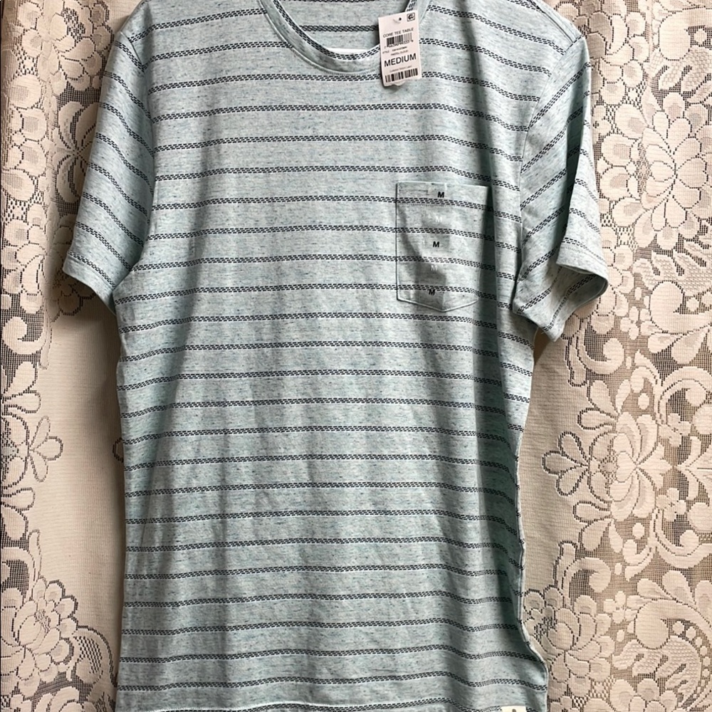Sun + Stone Short Sleeve Tee with breast pocket NWT